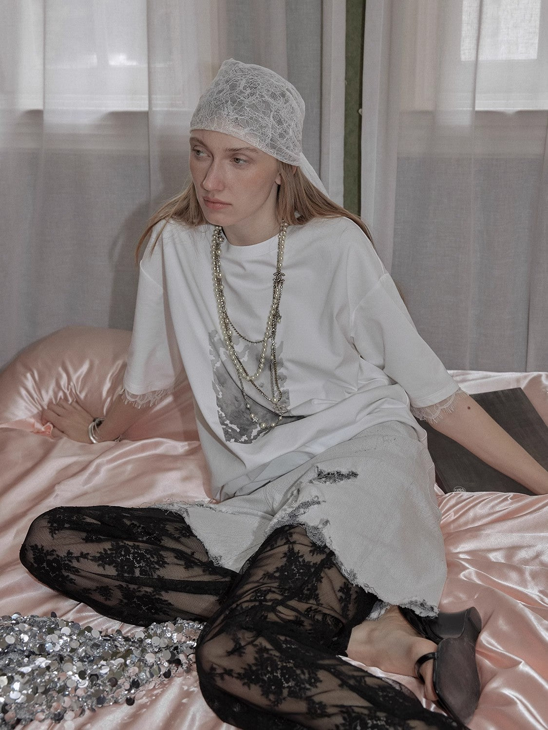 Printed Attitude Original Printed Cuffs Spliced Lace T-Shirt-2