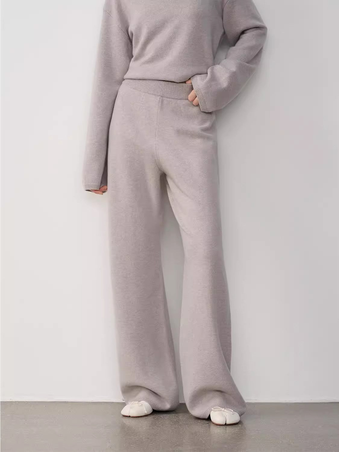 "Fall Winter Mischief" Basalan Merino Wool Knit Outfit-2