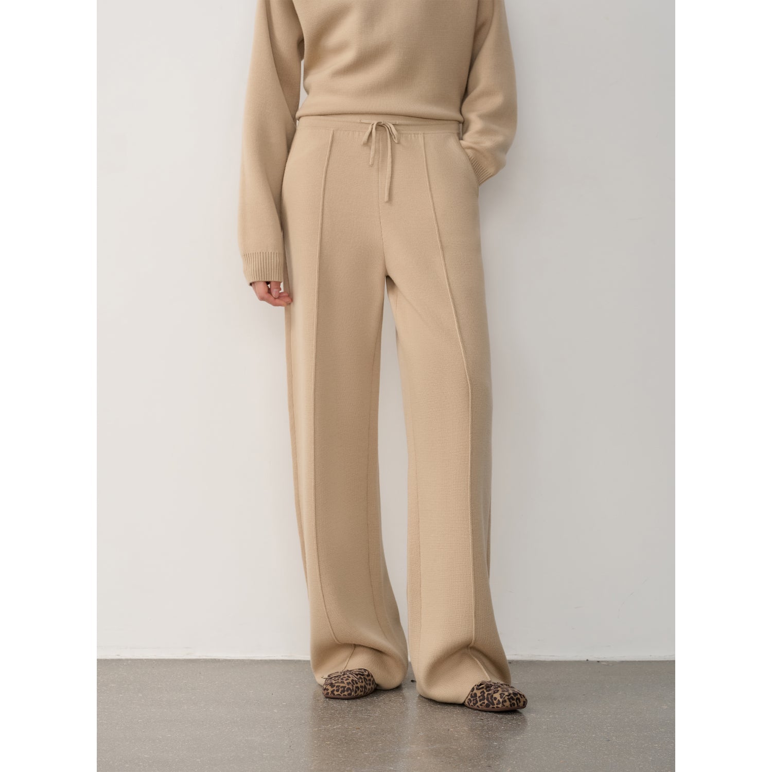 "Urban One" Wool Hooded Knit Outfit-3